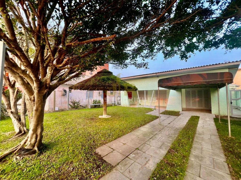 Casa 4 Dormitórios