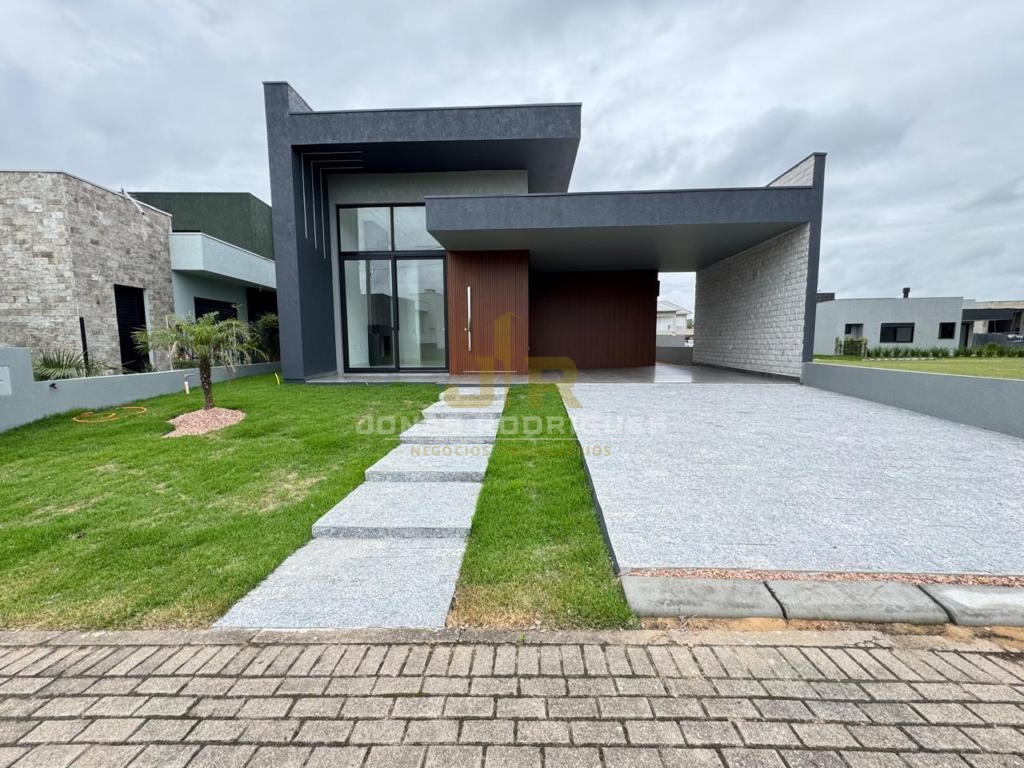 Casa 3 Dormitórios