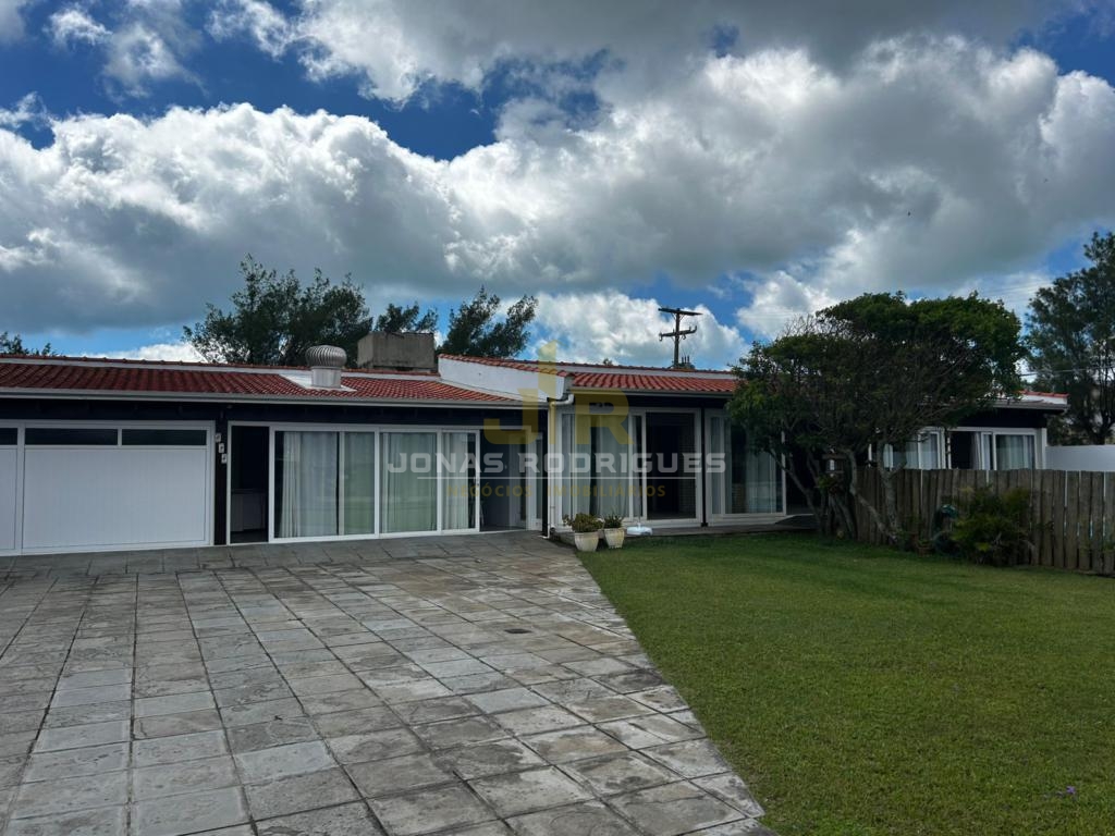 Casa 2 Dormitórios