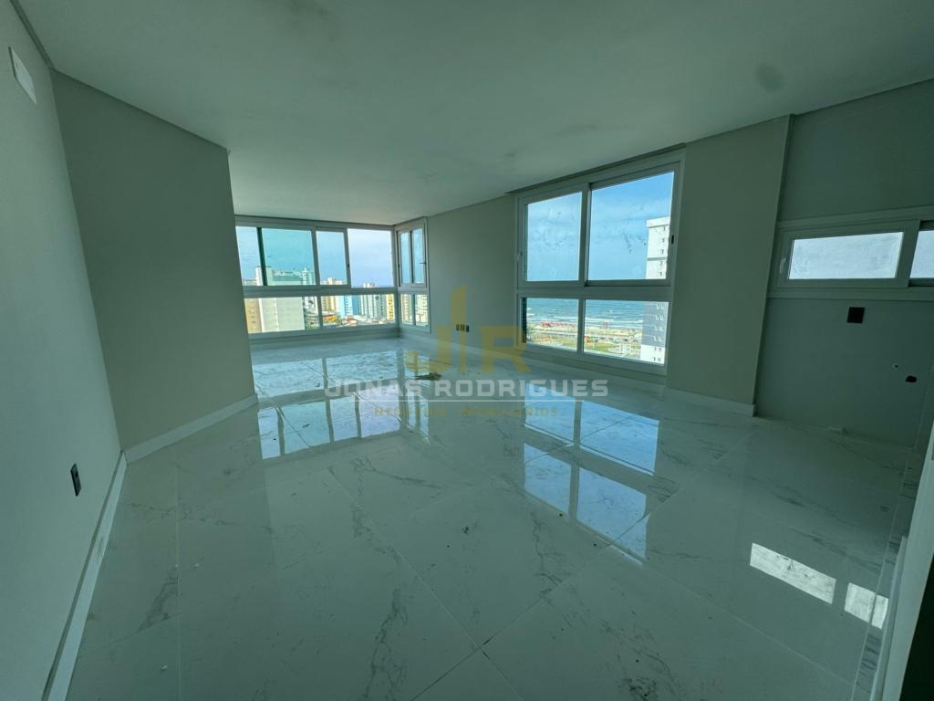 Apartamento 3 Dormitórios