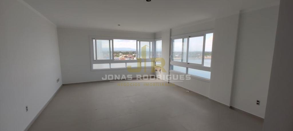 Apartamento 3 Dormitórios