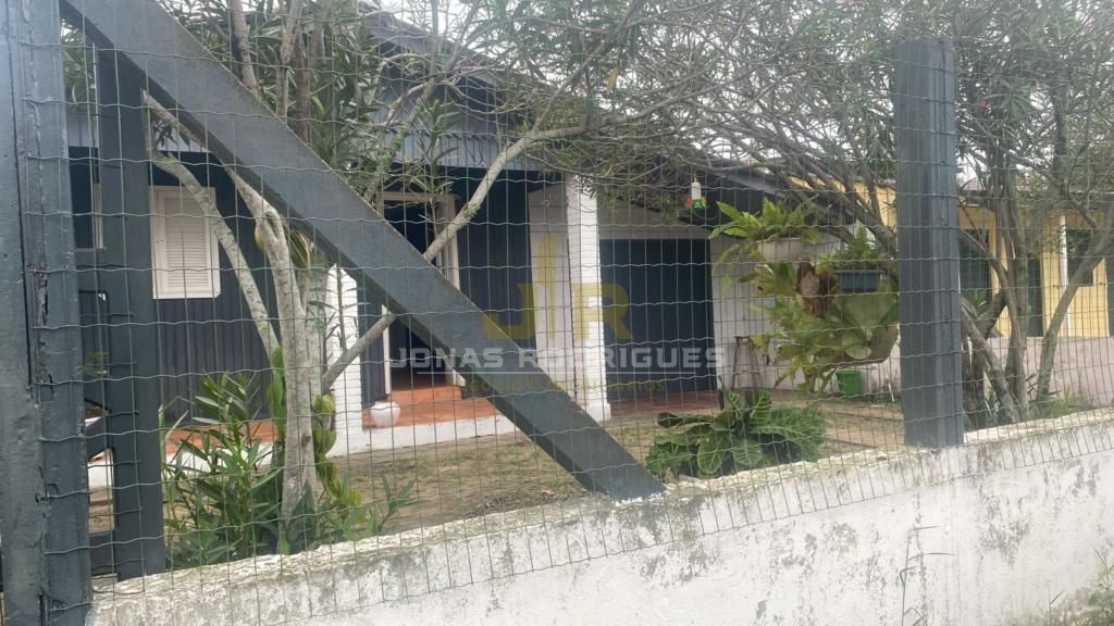 Casa 2 Dormitórios